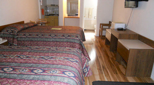 Lazy Bear Lodge Кранбрук Экстерьер фото